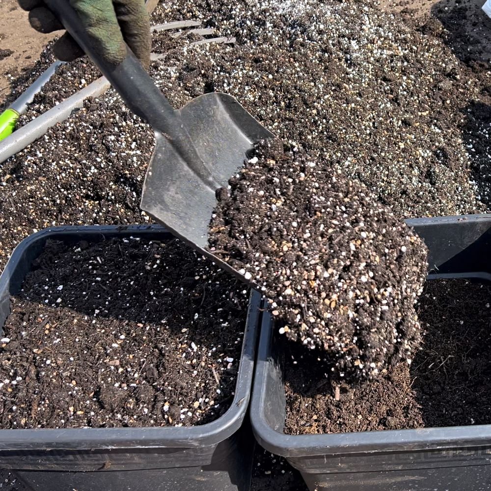 Soil Mixing for Tropical Gardening